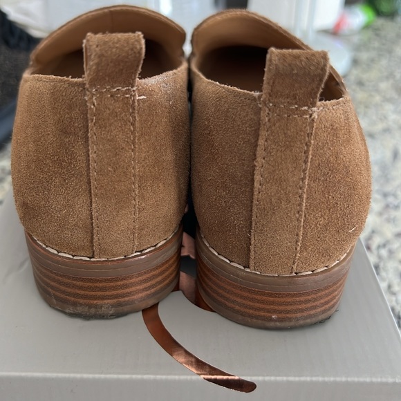 Suede loafers. - Picture 4 of 8